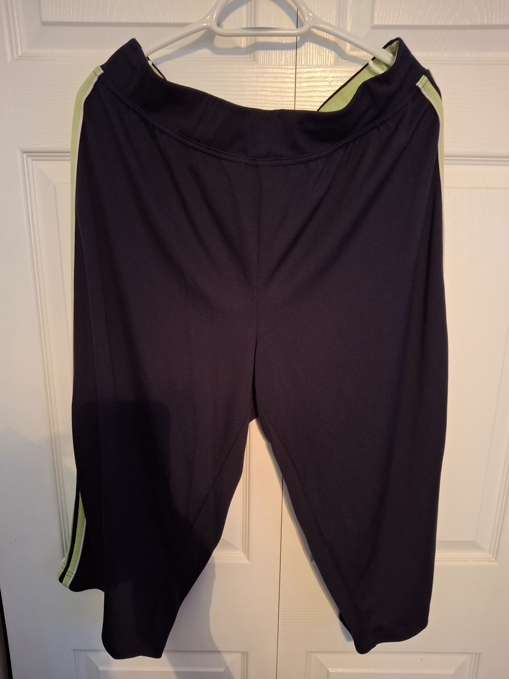 Plus Size Womens Active Capri Bottoms in Dark Navy with Lime Trim